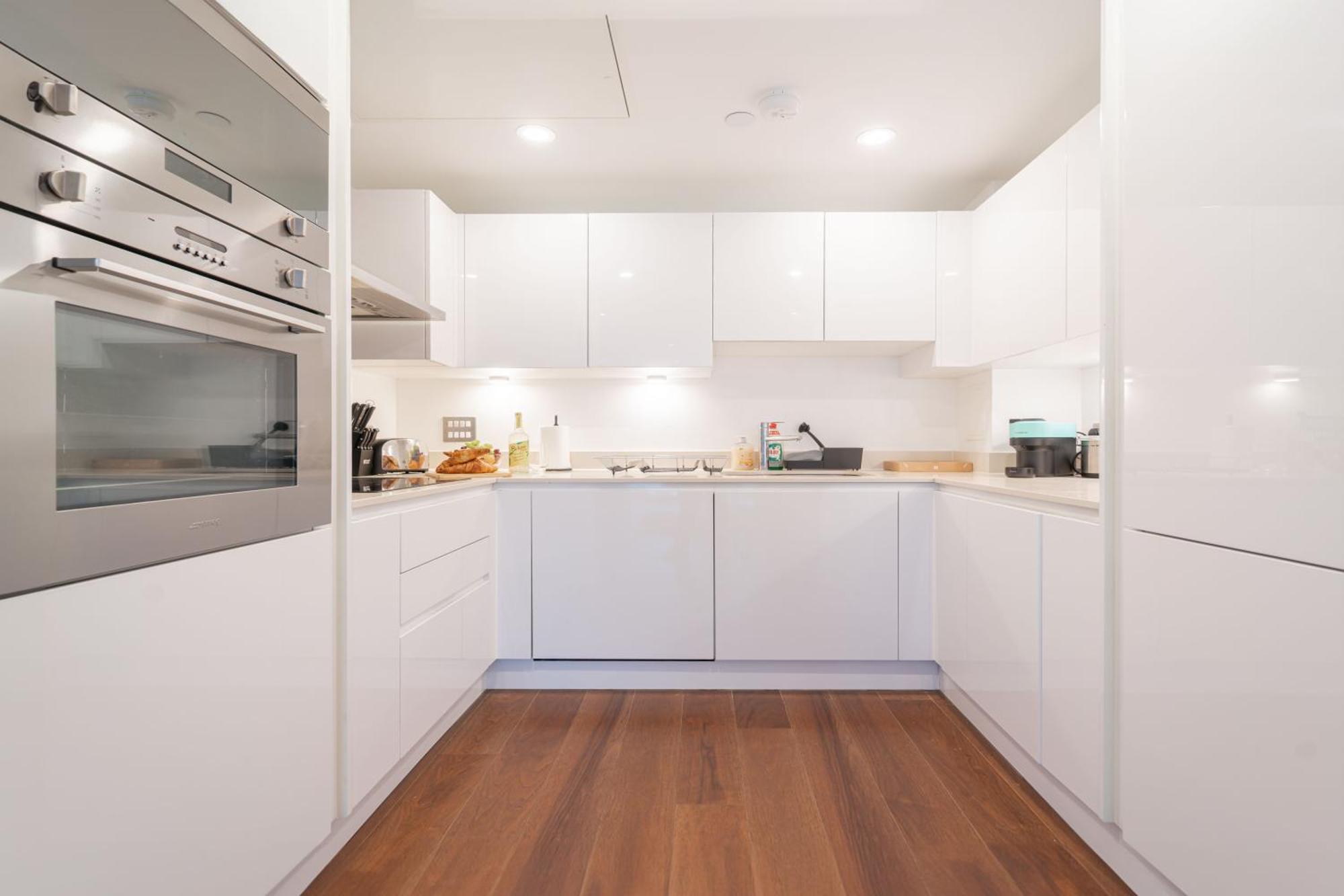 Stylish And Comfortable Canary Wharf Apartment Perfect For Long Stays London Eksteriør bilde